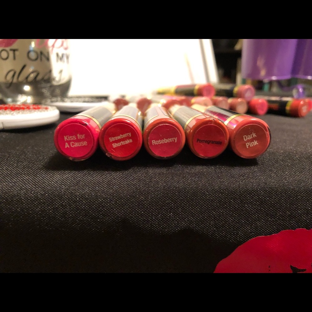 LipSense - Picture 7 of 8